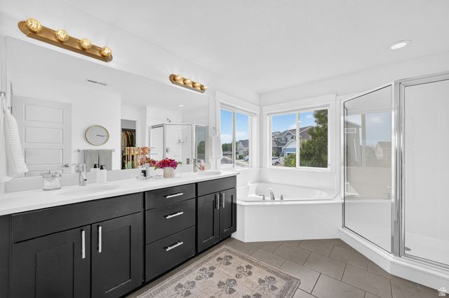 10982 S KELSO DUNE DR, South Jordan, UT 84009
