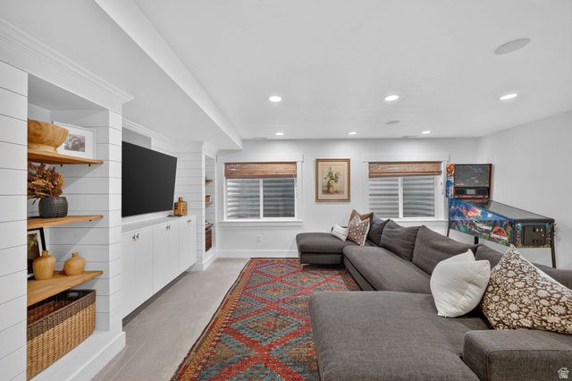 10982 S KELSO DUNE DR, South Jordan, UT 84009