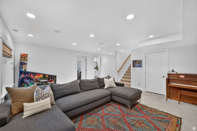 10982 S KELSO DUNE DR, South Jordan, UT 84009