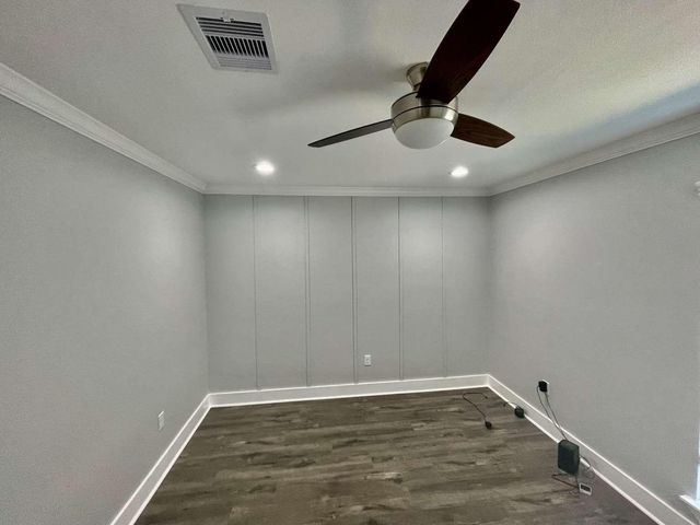 12122 Chimney Rock Road, Houston, TX 77035