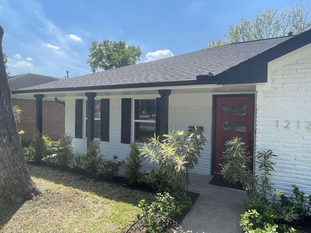 12122 Chimney Rock Road, Houston, TX 77035