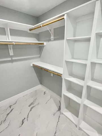 12122 Chimney Rock Road, Houston, TX 77035