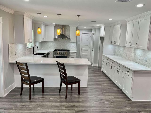 12122 Chimney Rock Road, Houston, TX 77035