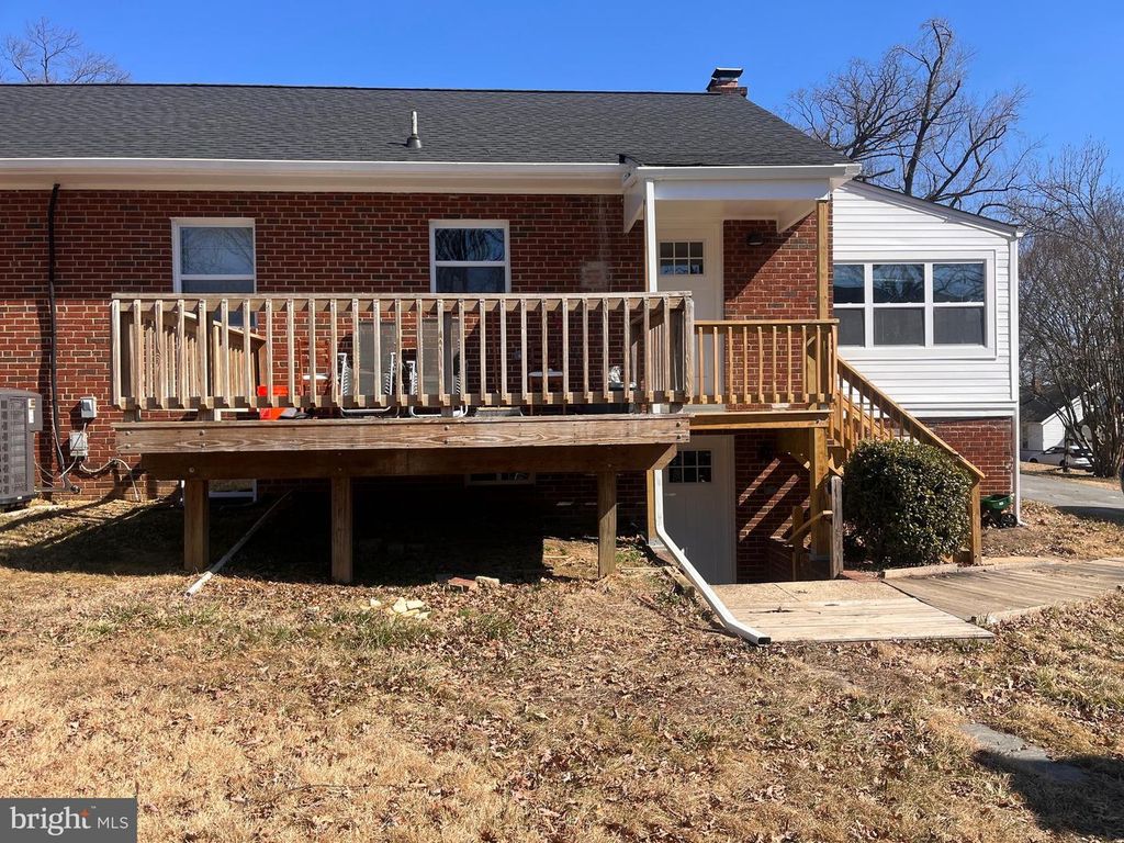 4803 OSAGE ST, College Park, MD 20740