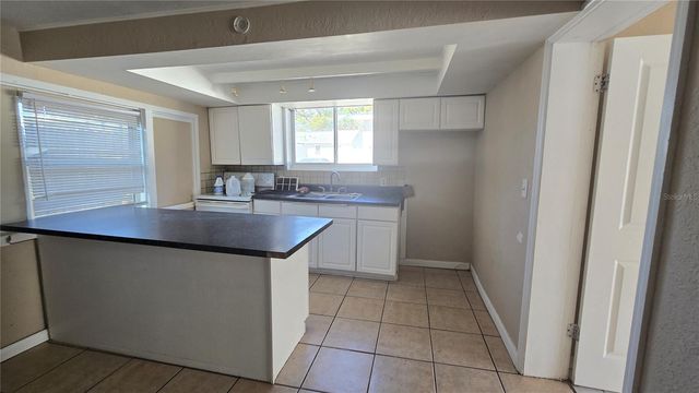 845 50TH AVENUE N, St Petersburg, FL 33703