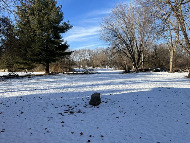 5225 Logan Street SE, Rochester, MN 55904