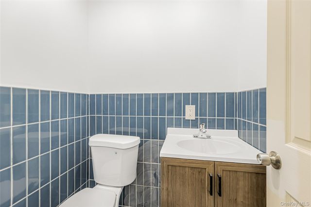 389 Jerome Street, Brooklyn, NY 11207