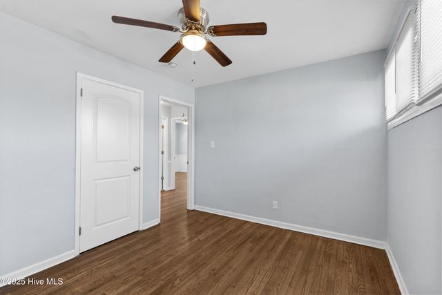 605 Henderson Drive, Jacksonville, NC 28540