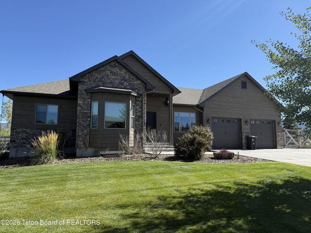 2928 IRON WOOD Drive, Driggs, ID 83422