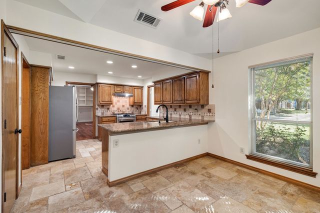 732 Greenway Drive, Coppell, TX 75019