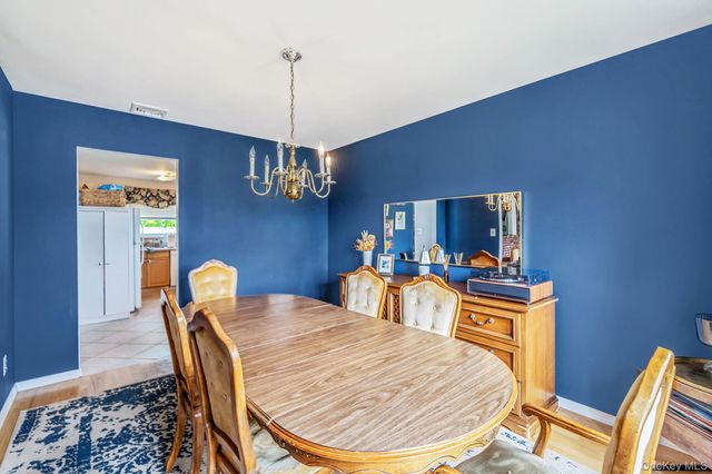 57 Henry Avenue, Selden, NY 11784