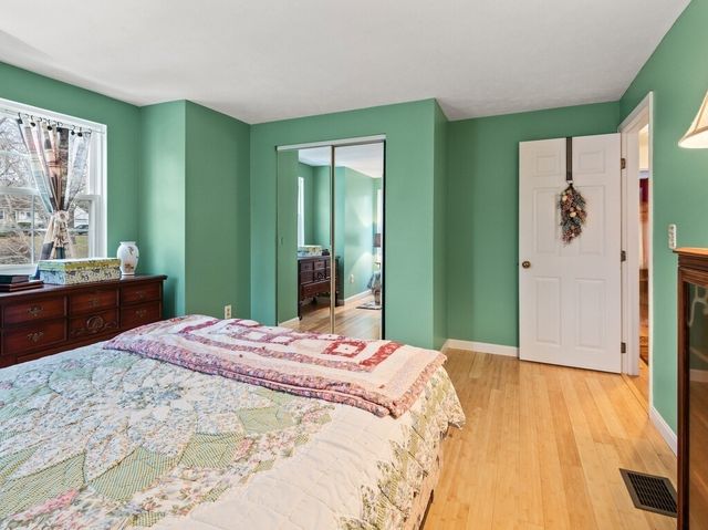 5 Shearson Dr, Shrewsbury, MA 01545