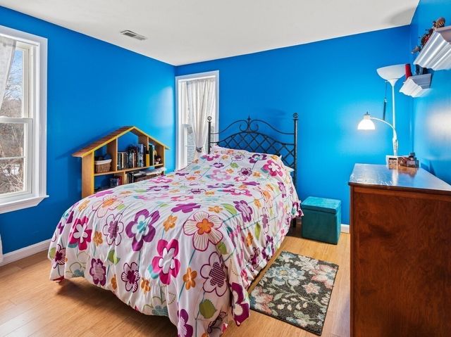 5 Shearson Dr, Shrewsbury, MA 01545