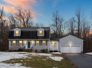 5 Shearson Dr, Shrewsbury, MA 01545