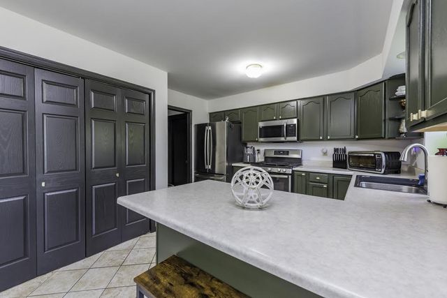 3620 122 STREET, Pleasant Prairie, WI 53158