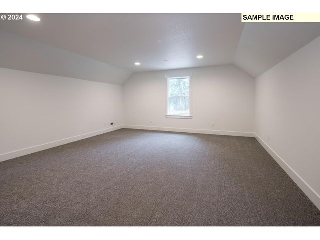 Ne Bell Rd, Newberg, OR 97132