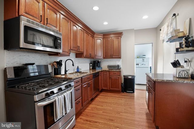 259 LAURISTON ST, Philadelphia, PA 19128