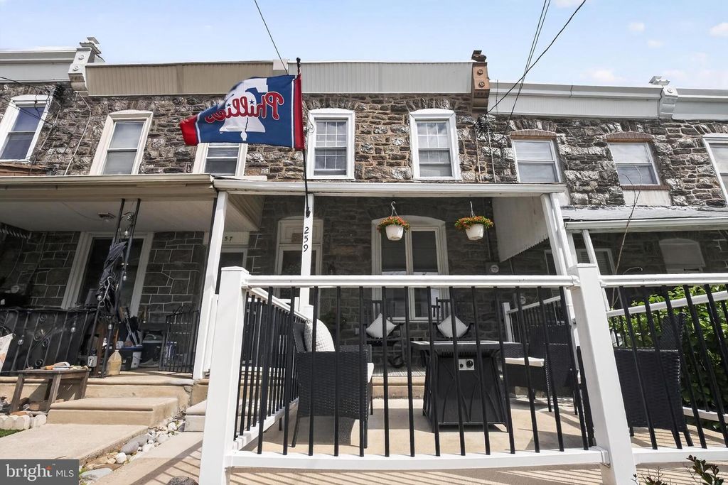 259 LAURISTON ST, Philadelphia, PA 19128