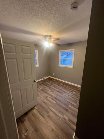 8941 48th Avenue N, New Hope, MN 55428