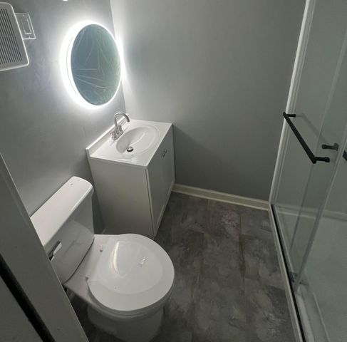 8941 48th Avenue N, New Hope, MN 55428