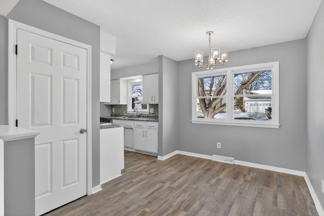 8941 48th Avenue N, New Hope, MN 55428