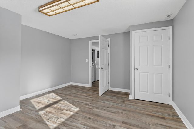 8941 48th Avenue N, New Hope, MN 55428