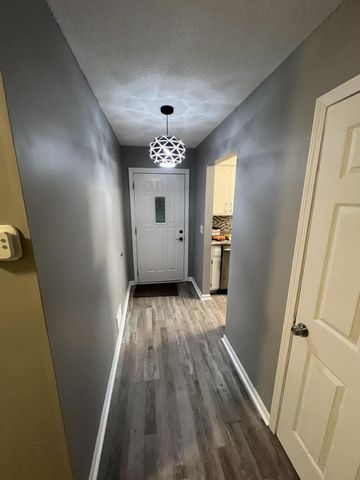 8941 48th Avenue N, New Hope, MN 55428