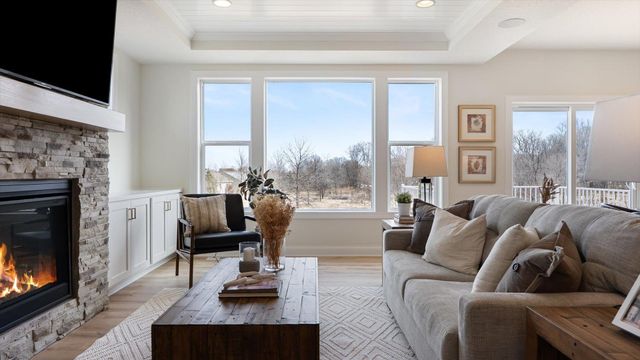 1969 S Lusitano Street, Shakopee, MN 55379