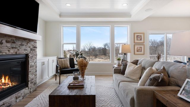 1969 S Lusitano Street, Shakopee, MN 55379