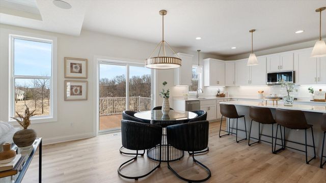 1969 S Lusitano Street, Shakopee, MN 55379