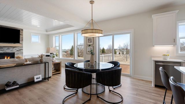 1969 S Lusitano Street, Shakopee, MN 55379