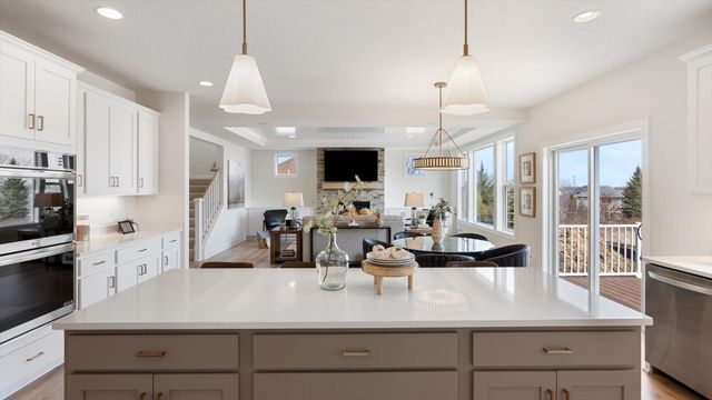 1969 S Lusitano Street, Shakopee, MN 55379