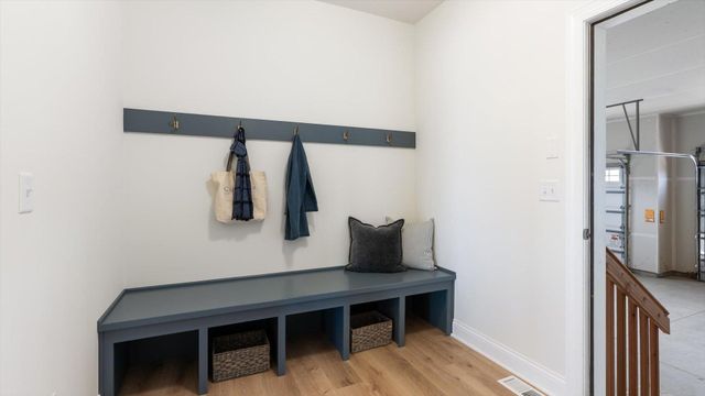 1969 S Lusitano Street, Shakopee, MN 55379