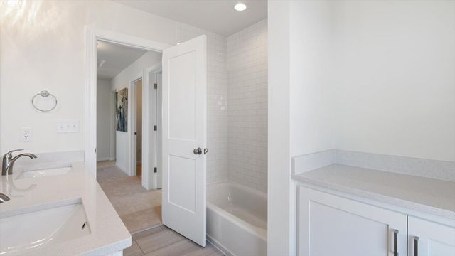 1969 S Lusitano Street, Shakopee, MN 55379