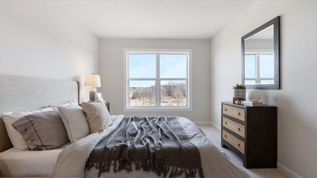1969 S Lusitano Street, Shakopee, MN 55379