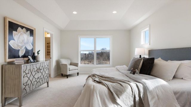 1969 S Lusitano Street, Shakopee, MN 55379