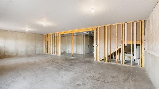 1969 S Lusitano Street, Shakopee, MN 55379