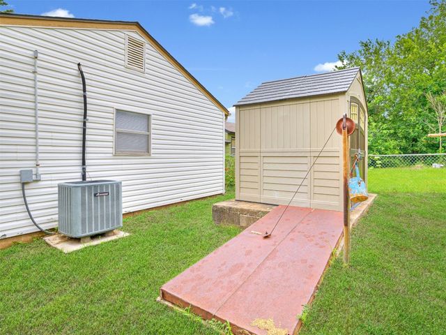 6604 NW 32nd Street, Bethany, OK 73008