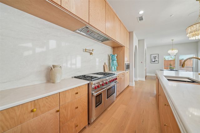 11947 Quincy Lane, Dallas, TX 75230