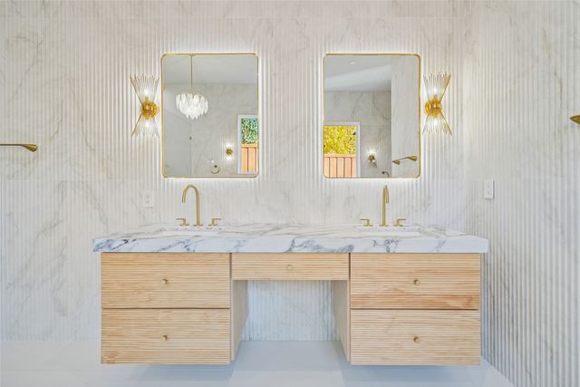 11947 Quincy Lane, Dallas, TX 75230