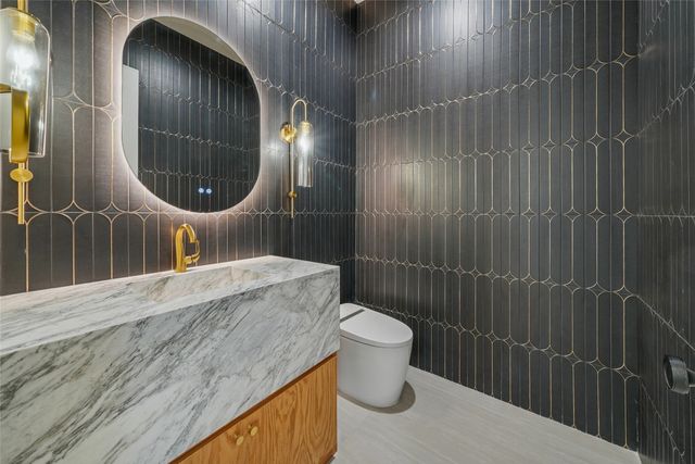 11947 Quincy Lane, Dallas, TX 75230