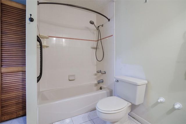 3108 SW 2ND COURT, Gainesville, FL 32601