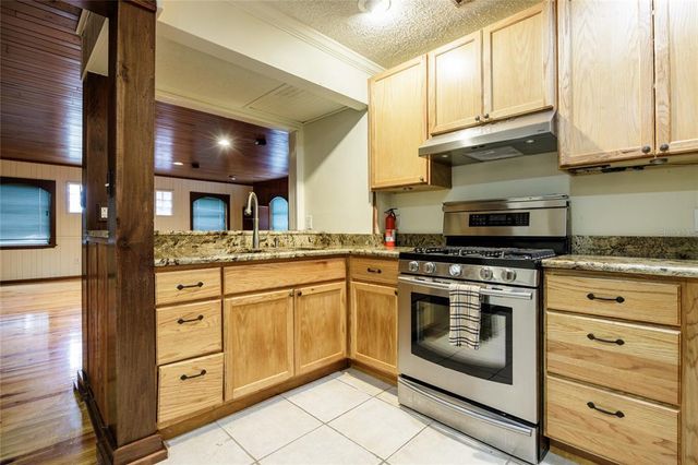 3108 SW 2ND COURT, Gainesville, FL 32601