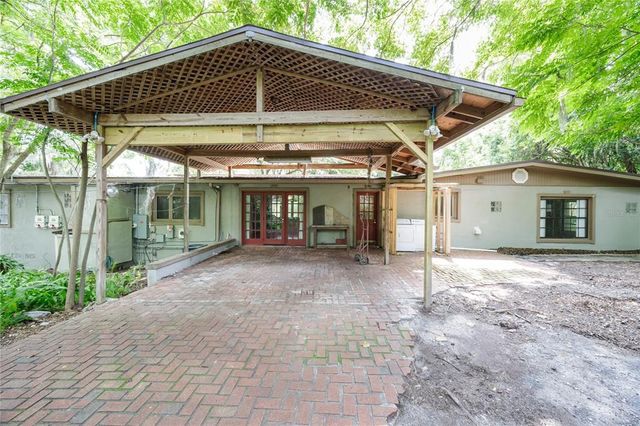 3108 SW 2ND COURT, Gainesville, FL 32601