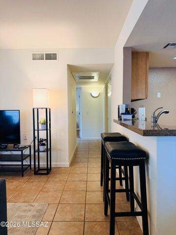 101 S Players Club Dr Apt 25101, Tucson, AZ 85745