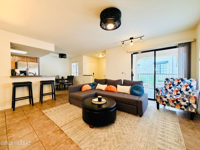 101 S Players Club Dr Apt 25101, Tucson, AZ 85745