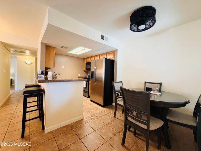 101 S Players Club Dr Apt 25101, Tucson, AZ 85745