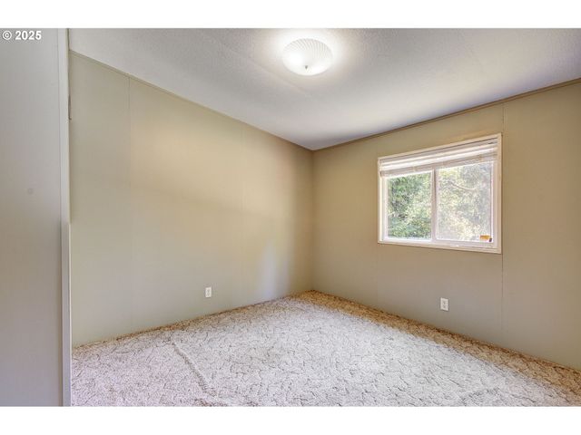 28614 West Ln, Ocean Park, WA 98640