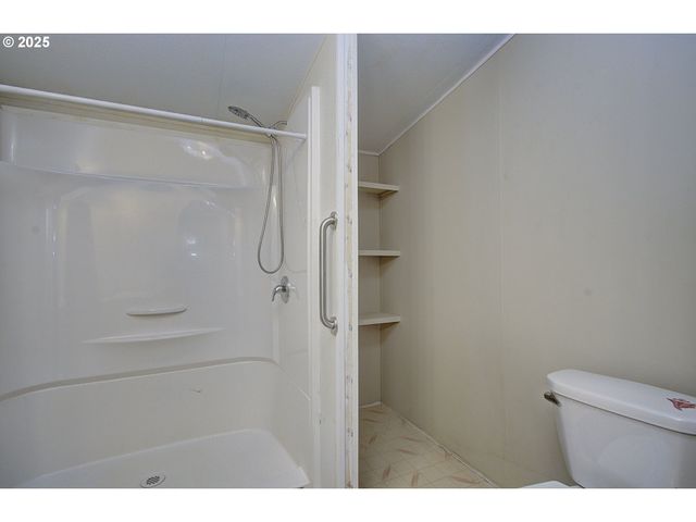 28614 West Ln, Ocean Park, WA 98640