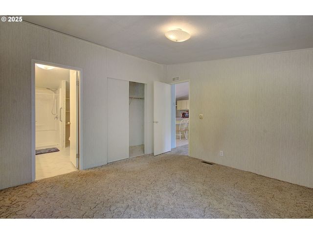 28614 West Ln, Ocean Park, WA 98640